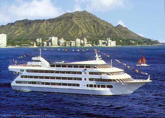 Sightseeing Tours Hawaii A cruise ship sailing near Waikiki Beach with a mountain in the background.